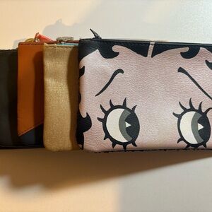 Ipsy Set of 5 bags Face Pouch Set with Black, Gold, and Pink
